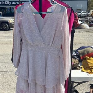 Elegant White Long Sleeve Dress